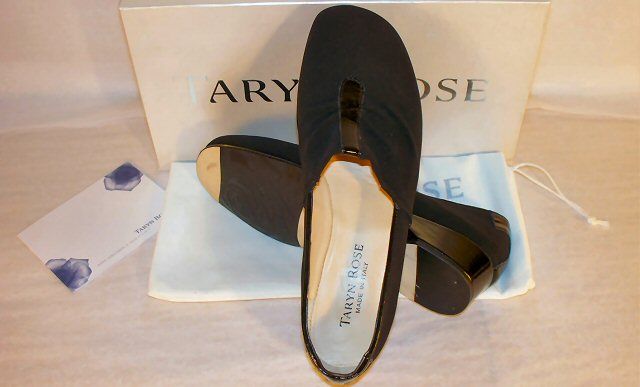 NEW IN THE BOX AUTHENTIC STOCK FROM TARYN ROSE KEIR BLACK STRETCH