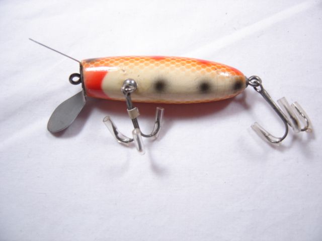 Vintage Makinen Waddle Bug Fishing Lure in Box