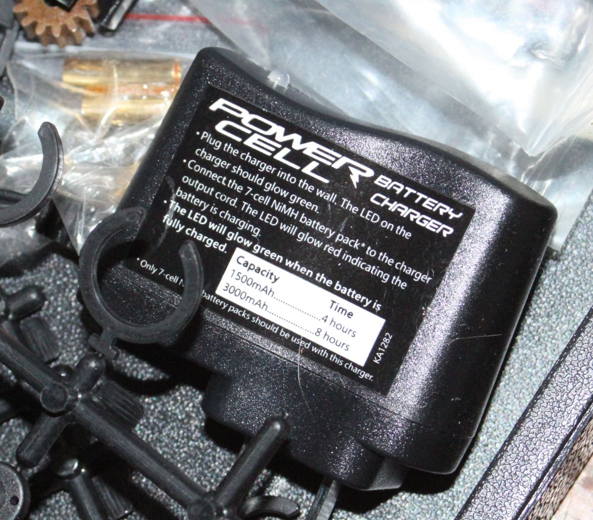 Race Car Traxxas EZ Peak Battery Charger Futaba Magnum Sport and Parts