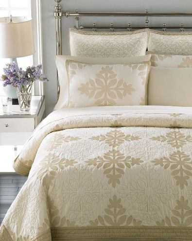 Martha Stewart Courtyard Tile Beige Khaki Twin Quilt