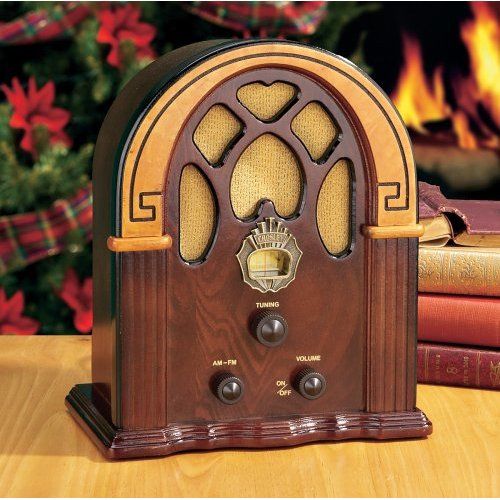 Crosley CR31 WA Companion Cathedral Wood Radio Walnut