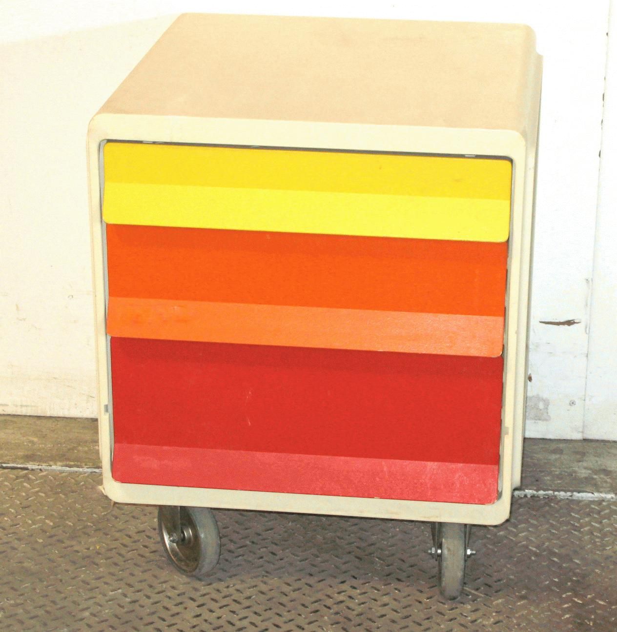 AMSCO Unicell 9DCELL Color Coded Rolling Medical Supply Cart