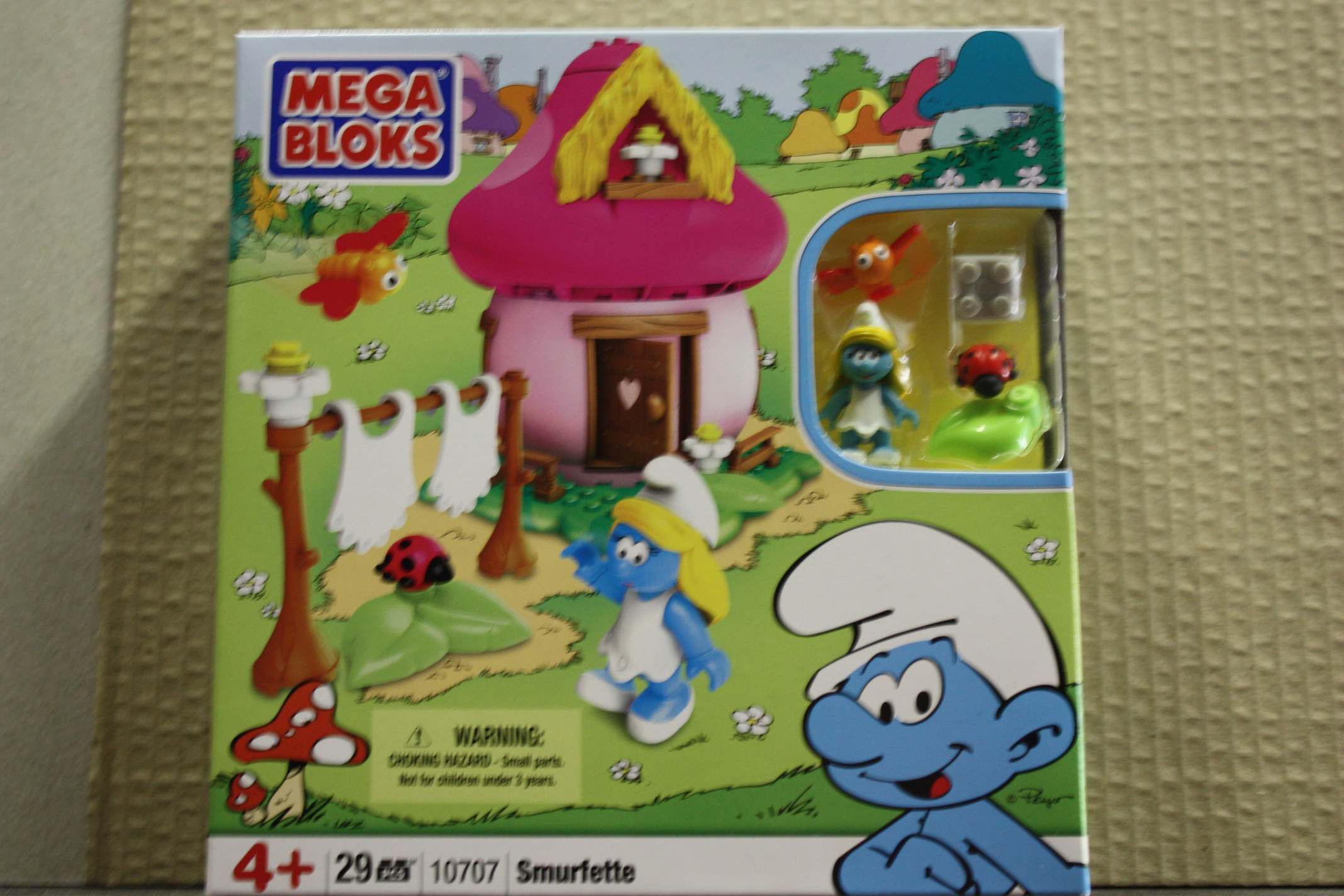 Mega Block 10707 Smurfette New in Package