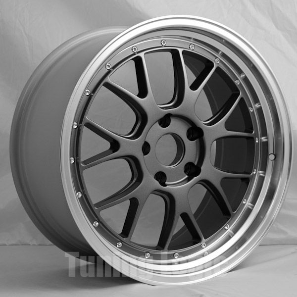 Description One Set of Four 19 Staggered Lemans R Style Wheels