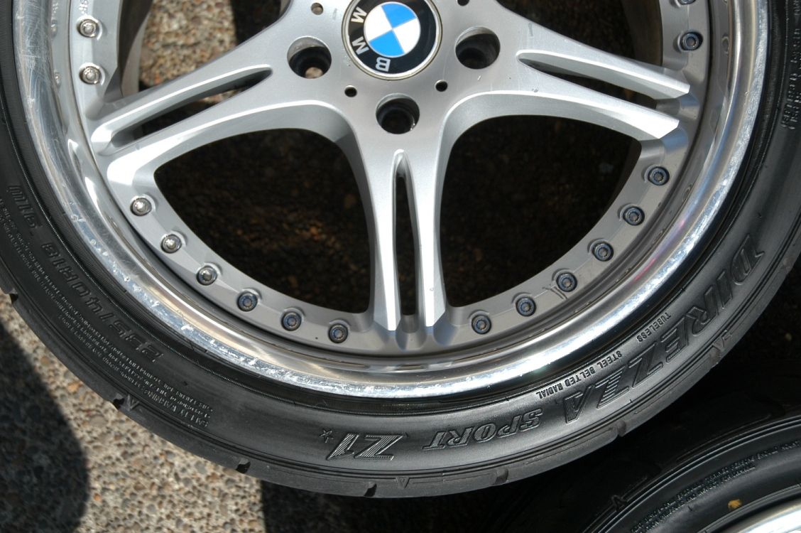 Wheel #3 18x8.5 235/40R18 DUNLOP Direzza SPORT Z1 Star Spec