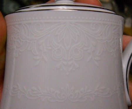 Noritake China Enchanted Lace 4247 Pattern Coffee Pot with Lid