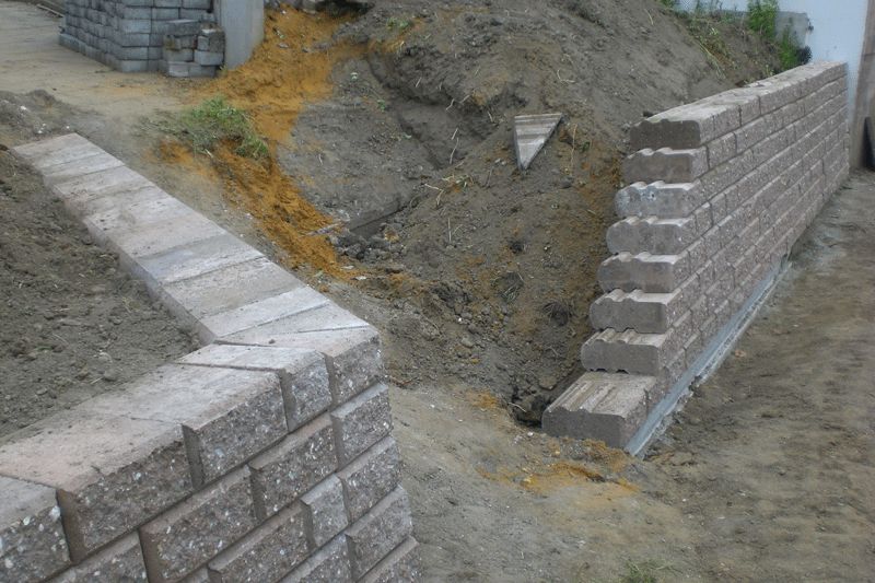 Trockenmauer Pflanzstein Böschungsstein Hangbefestigung