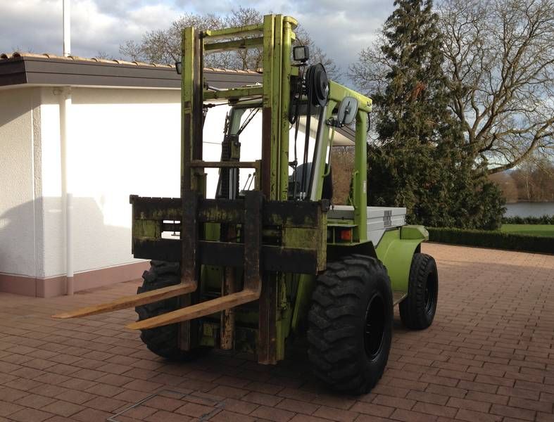 Claas Geländestapler ST 40 Gabelstapler Diesel 4 Tonnen Hub Zinken