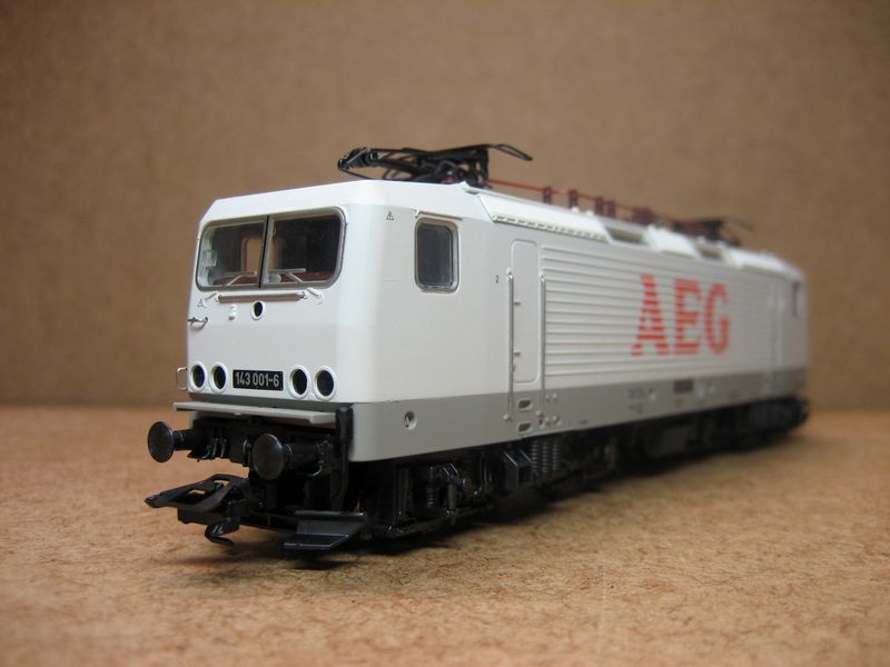 MÄRKLIN 3441 , Elektro Lok , DB BR 143 001 6 AEG , Delta , OVP