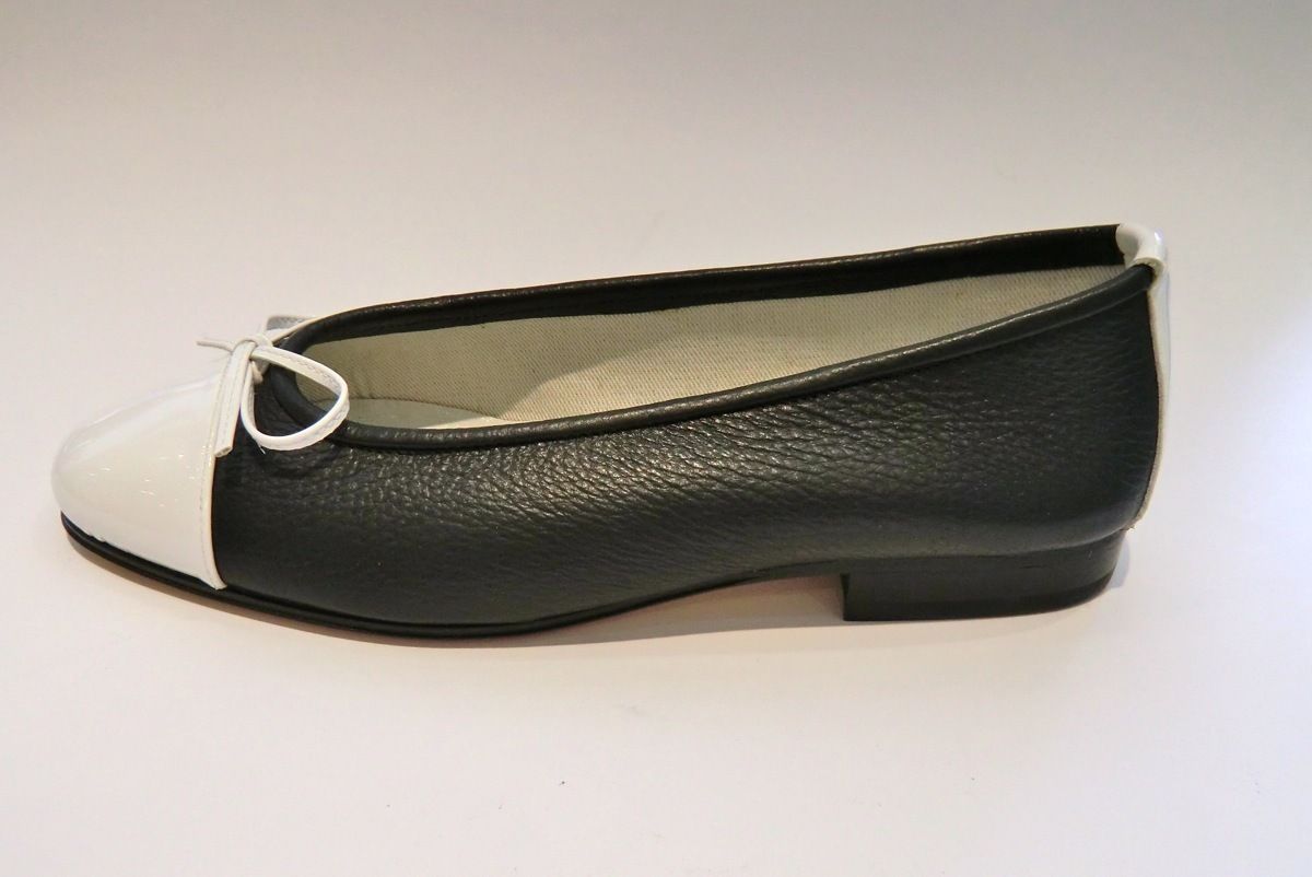 BALLERINAS SCHUHE SCHWARZ WEIß GR. 36,5 NEU NEW UVP 149, €