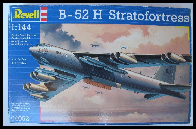 Revell 04052 B 52 H Stratofortress 1144 Bausatz Modellbausatz