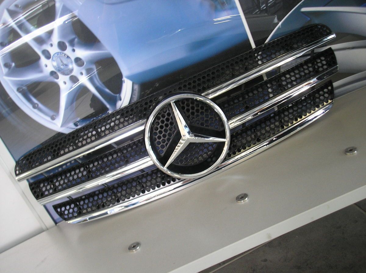 MERCEDES AMG KÜHLERGRILL M KLASSE TYP 163 SCHWARZ / CHROM