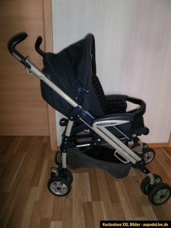 Peg Perego Pliko P3 Kinderwagen Buggy mit Trittbrettchen dunkelblau