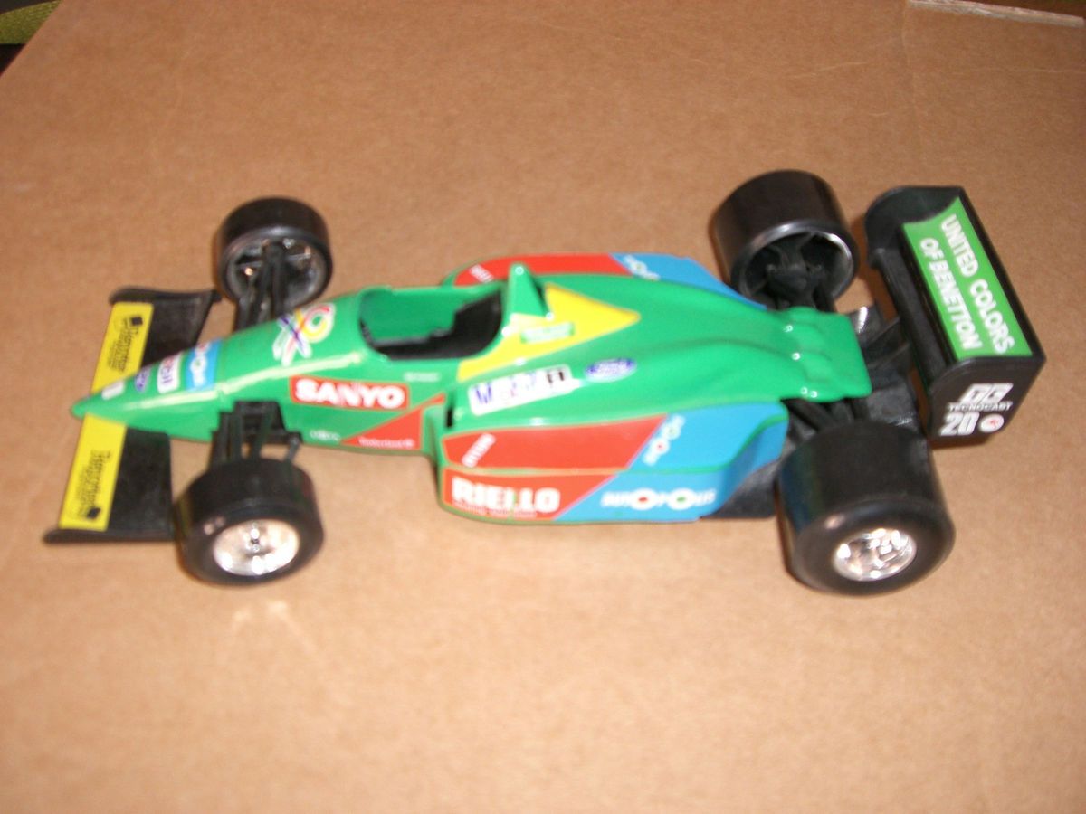 Burago Benetton Ford B 188 1/24