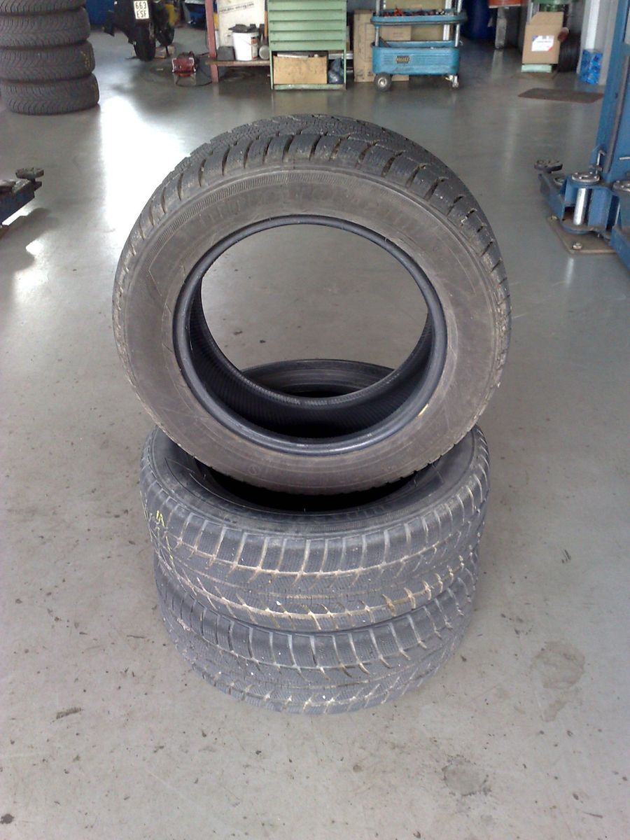 Semperit Direction Grip . 195/60 R15 88T . M+S