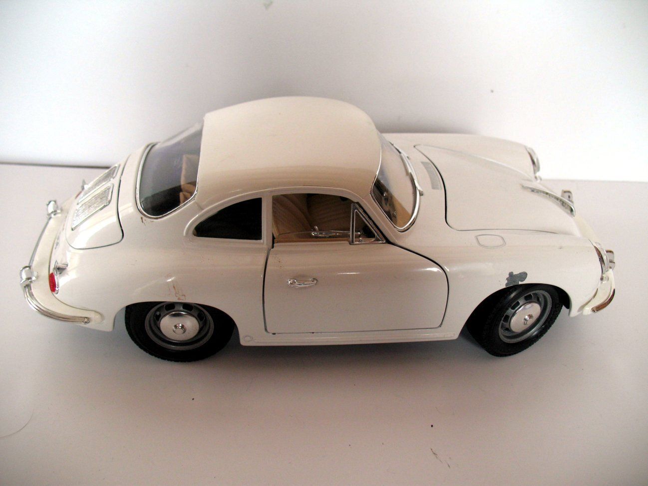 18 Porsche 356 B