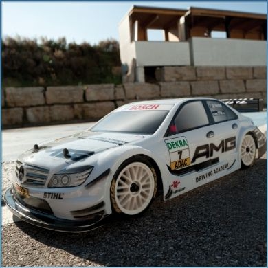 LRP 120102 S10 TC DB DTM 2010 C Klasse AMG mit 2,4 GHz RTR