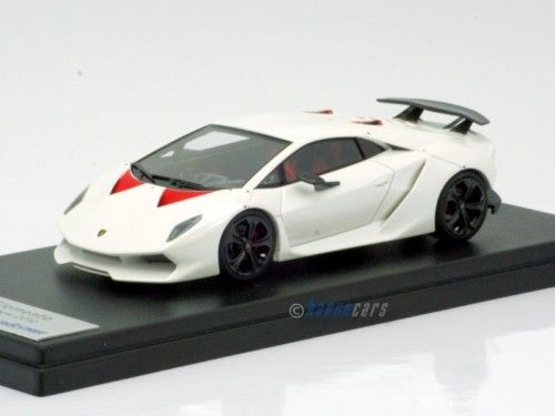 Looksmart Lamborghini Sesto Elemento Pearl White LS382C