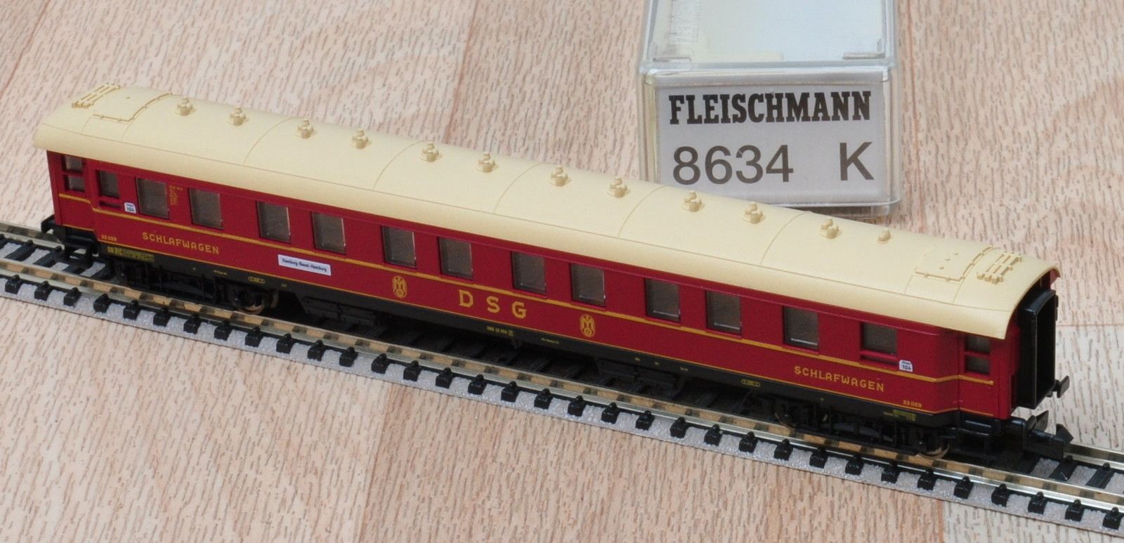 Fleischmann 8634 K Schnellzug Schlafwagen DSG der DRG / unbespielt