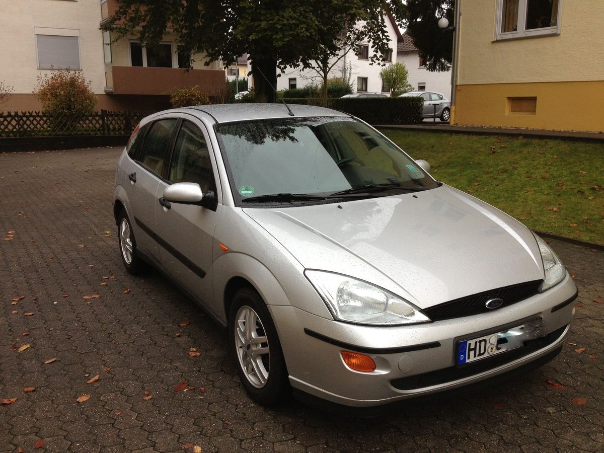 Ford Focus Futura 1.8 guter Zustand