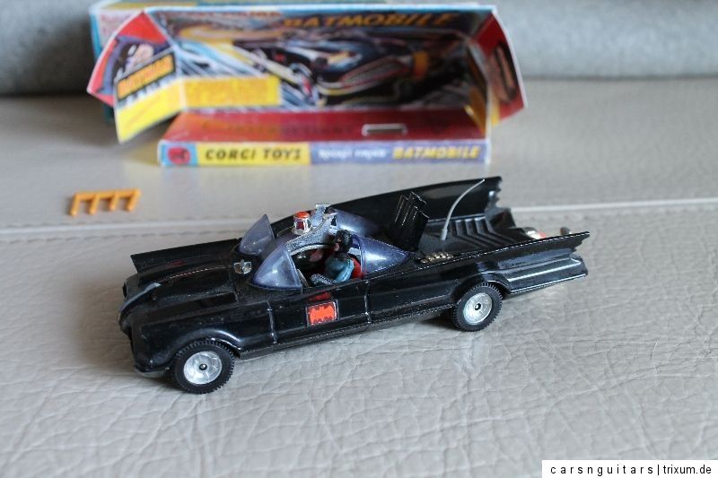 CORGI TOYS BATMOBILE * PERFEKT RESTAURIERT * ZWEITE SERIE 1969