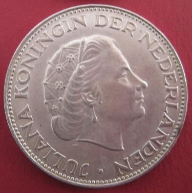 16x 2 1/2 Gulden + 2x 1 Gulde JULIANA KÖNIGIN DER NIEDERLANDEN 1955