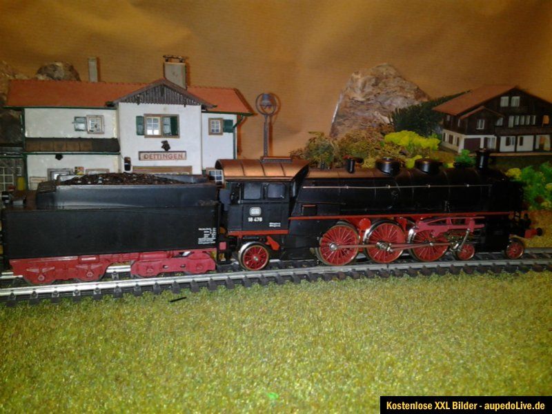 Märklin 3091 BR 18 478 Dampflok Nietentender inkl. aus Guss   OVP