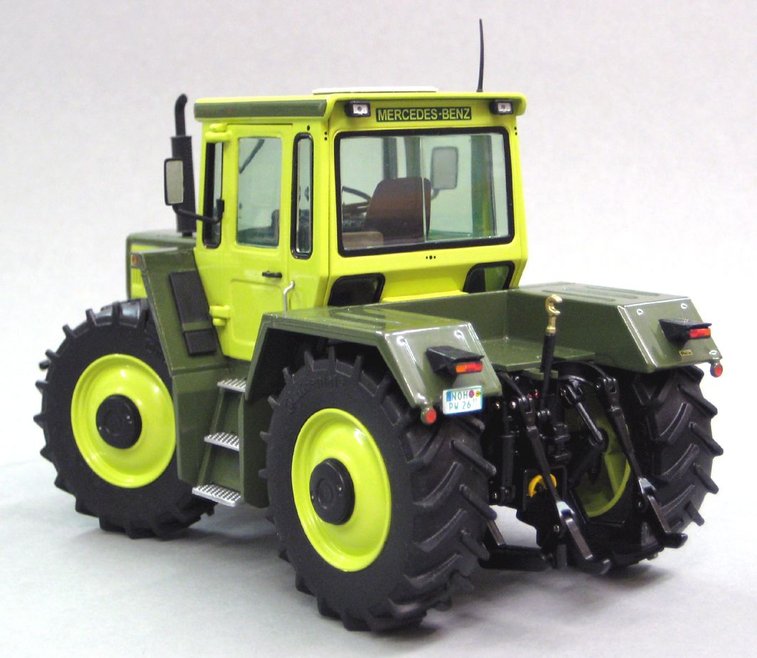 1007 Fendt Favorit 615 LSA ( Ausführu , 132 weise toys