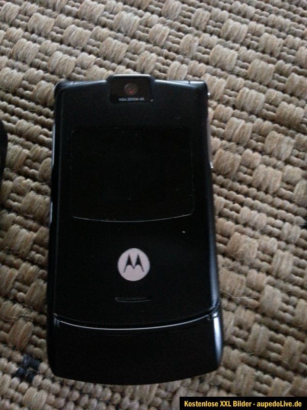 Motorola RAZR V3 Special Edition   Schwarz (Ohne Simlock) Handy