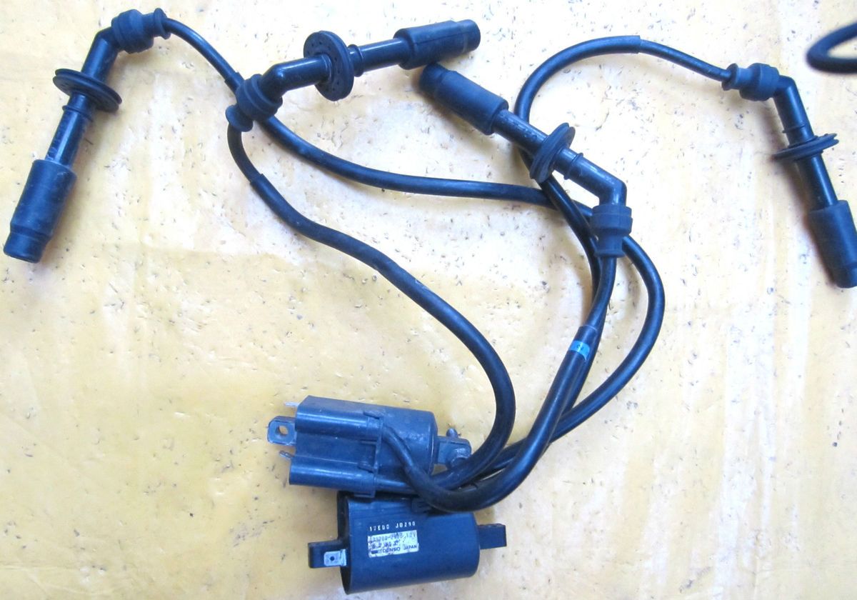 GSXR 750 W, 92 93, beide Zündspulen, Stecker, Kabel