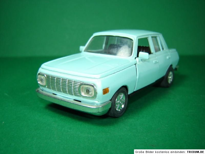 Wartburg 353 hellblau ca. 135 Welly PKW Modell Modellauto DDR