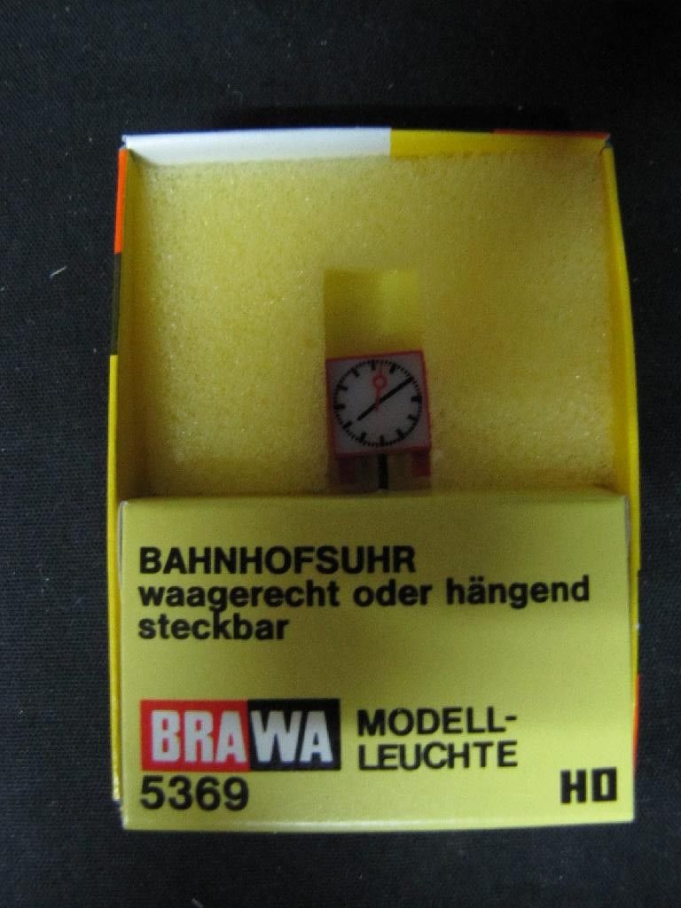 BRAWA 5369 H0 Bahnhofsuhr steckbar NEU&OVP S5 774