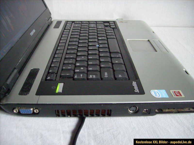 Toshiba Satellite A100 512 / 80 GB HD / 1 GB Ram / Wlan Top